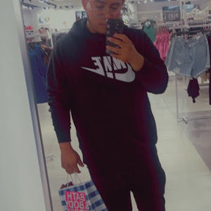 Meet your Posher, Domingo